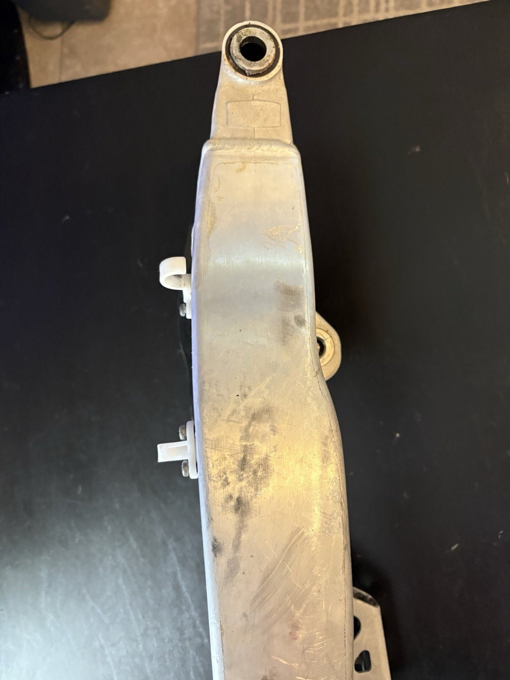 2018 Yamaha YZ450F Swingarm OEM Rear Swing Arm Suspension BR9-22110-00-00