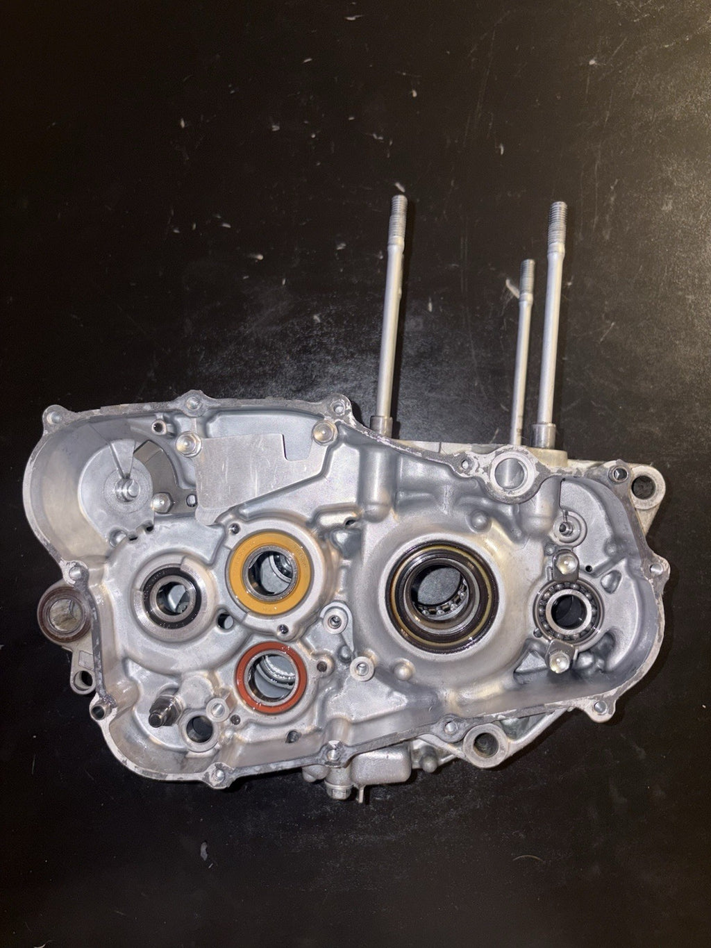 2006 Honda Crf250r OEM Engine Motor Crankcase Cases Block Bottom End Left Right