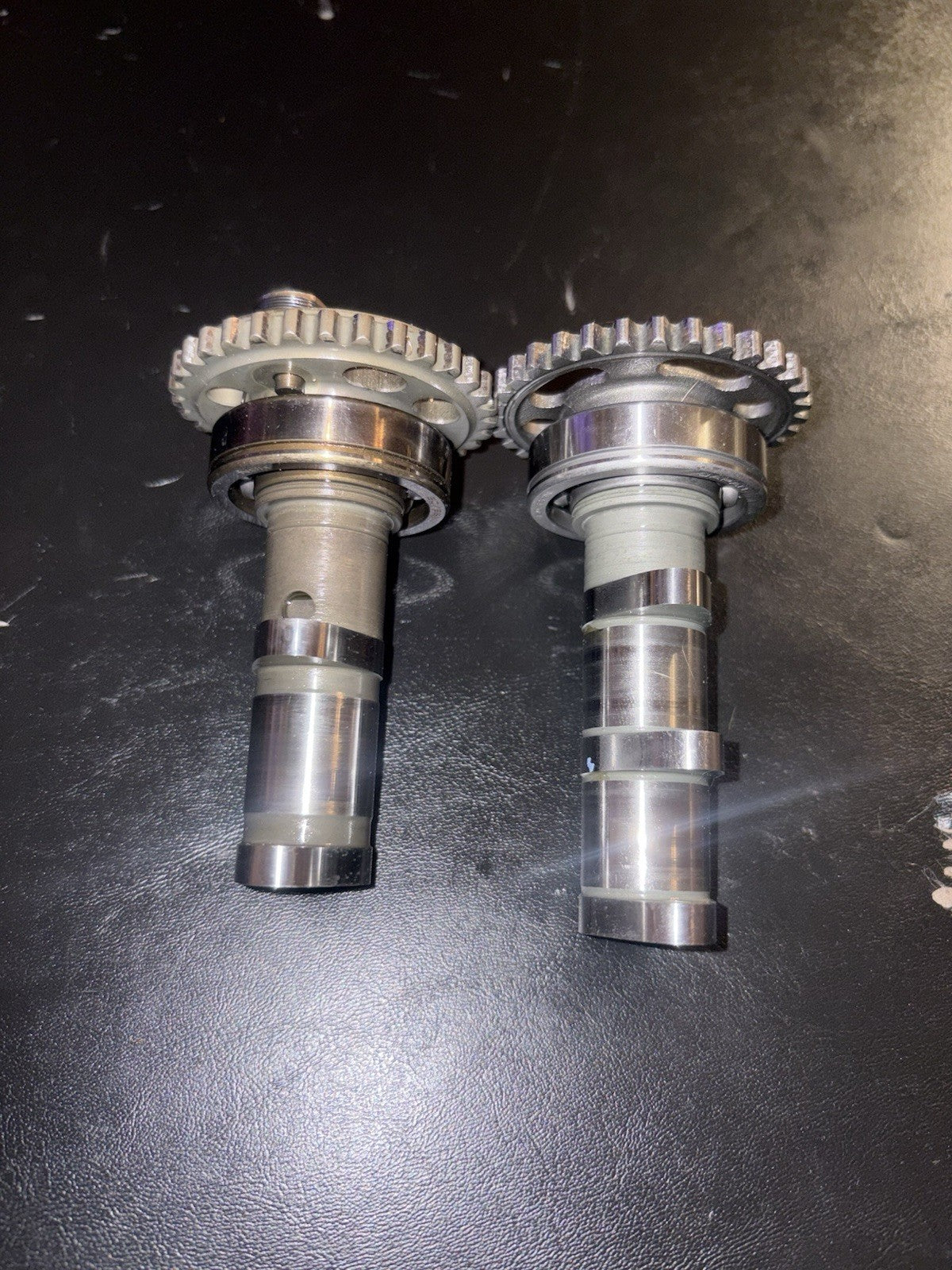 2003-2006 YAMAHA YZ450F OEM INTAKE EXHAUST CAM SHAFT CAMSHAFTS 5TA-12170-10-00