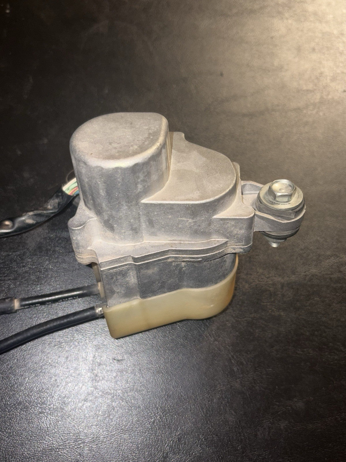2005 Honda Cr250r OEM RC Power valve Servo Motor Assembly OEM Cables Wire