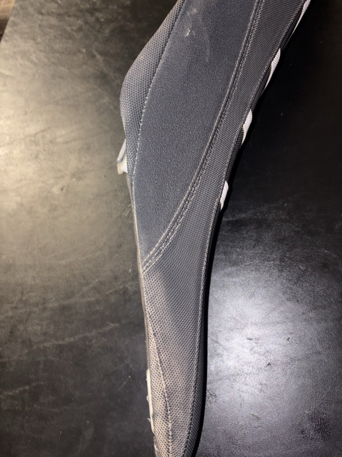 2005 HONDA CRF250R 04 - 05 OEM SEAT SADDLE COVER PAN 77100-KRN-730 CRF 250 R
