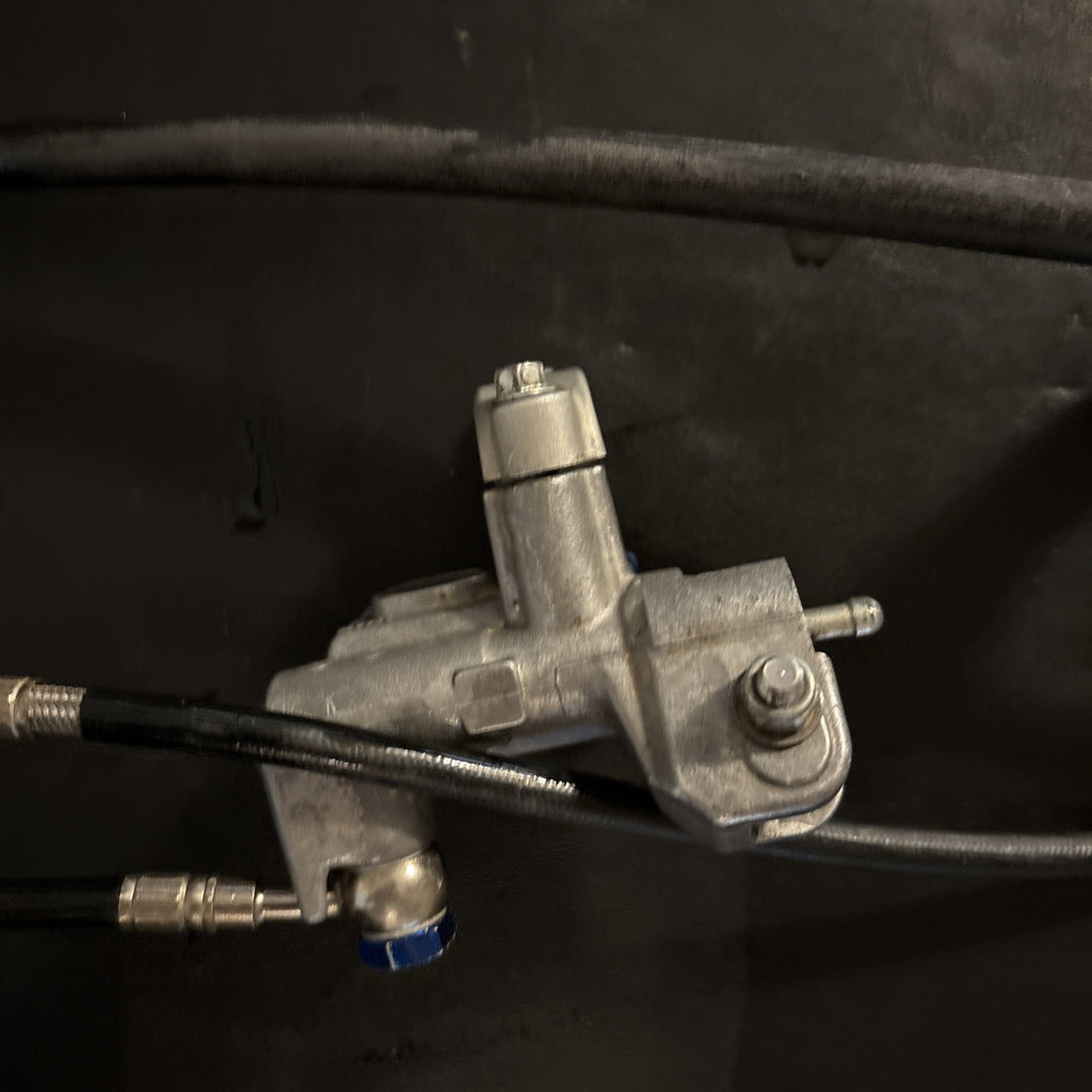 2013-2016 13 Kawasaki Kx250f OEM Front Brake Master Cylinder Braided Brake Line