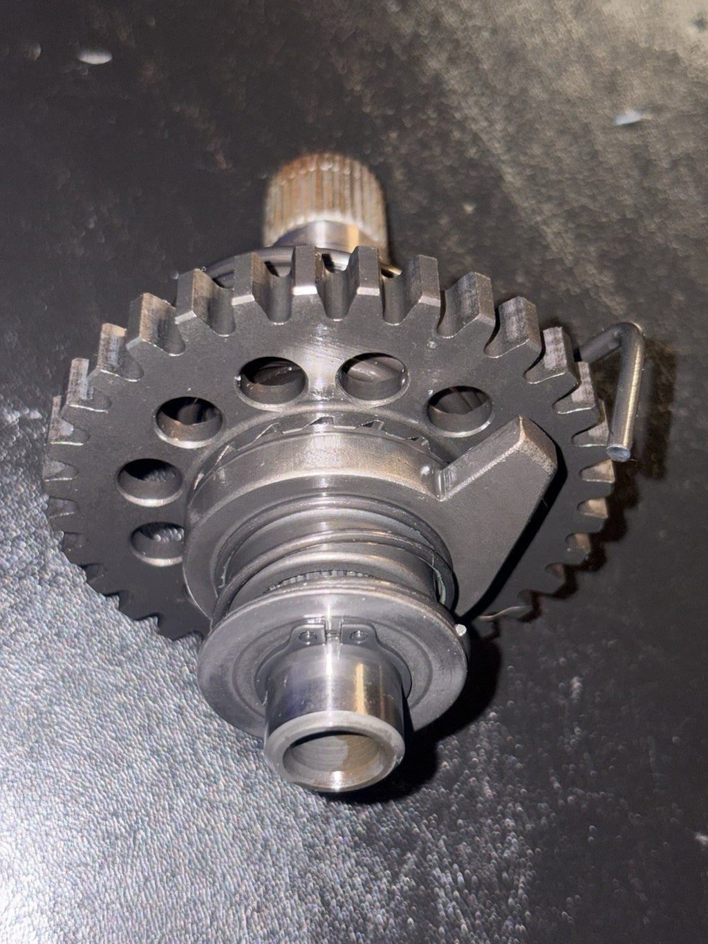 2016 Yamaha Yz450f OEM Kick Start Starter Shaft Mechanism Spindle Spring Gear