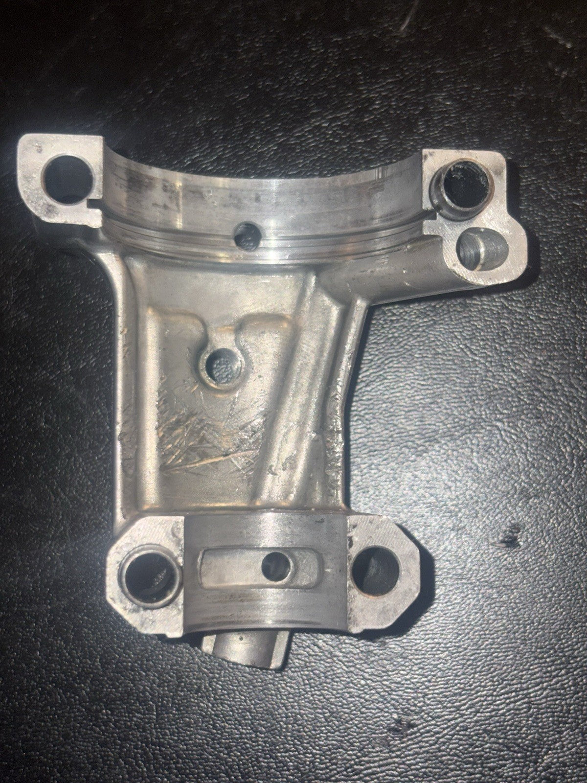 2003 03-05 YAMAHA YZ450F Exhaust Camshaft Cam Shaft Cap Holder Tower Mount Bolts