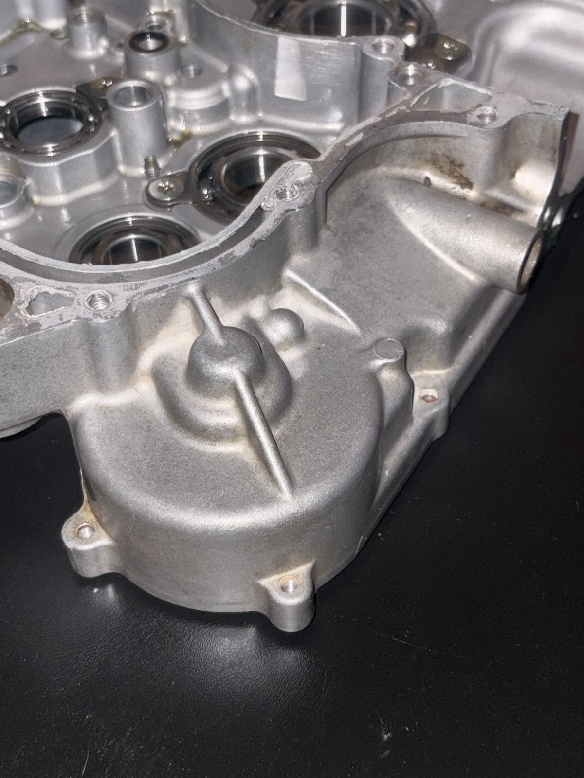 2009 Kawasaki KX450F KX450 Engine Right Crank Case Bottom End Block