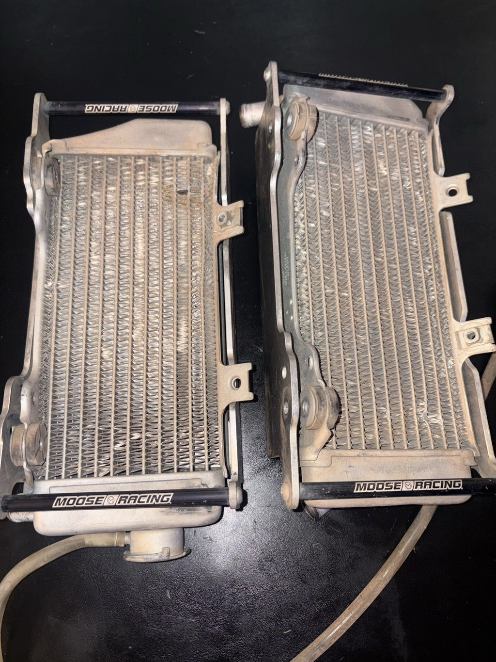 2005-2008 Honda Crf450r Radiators Moose Racing Rad Braces Set Pair