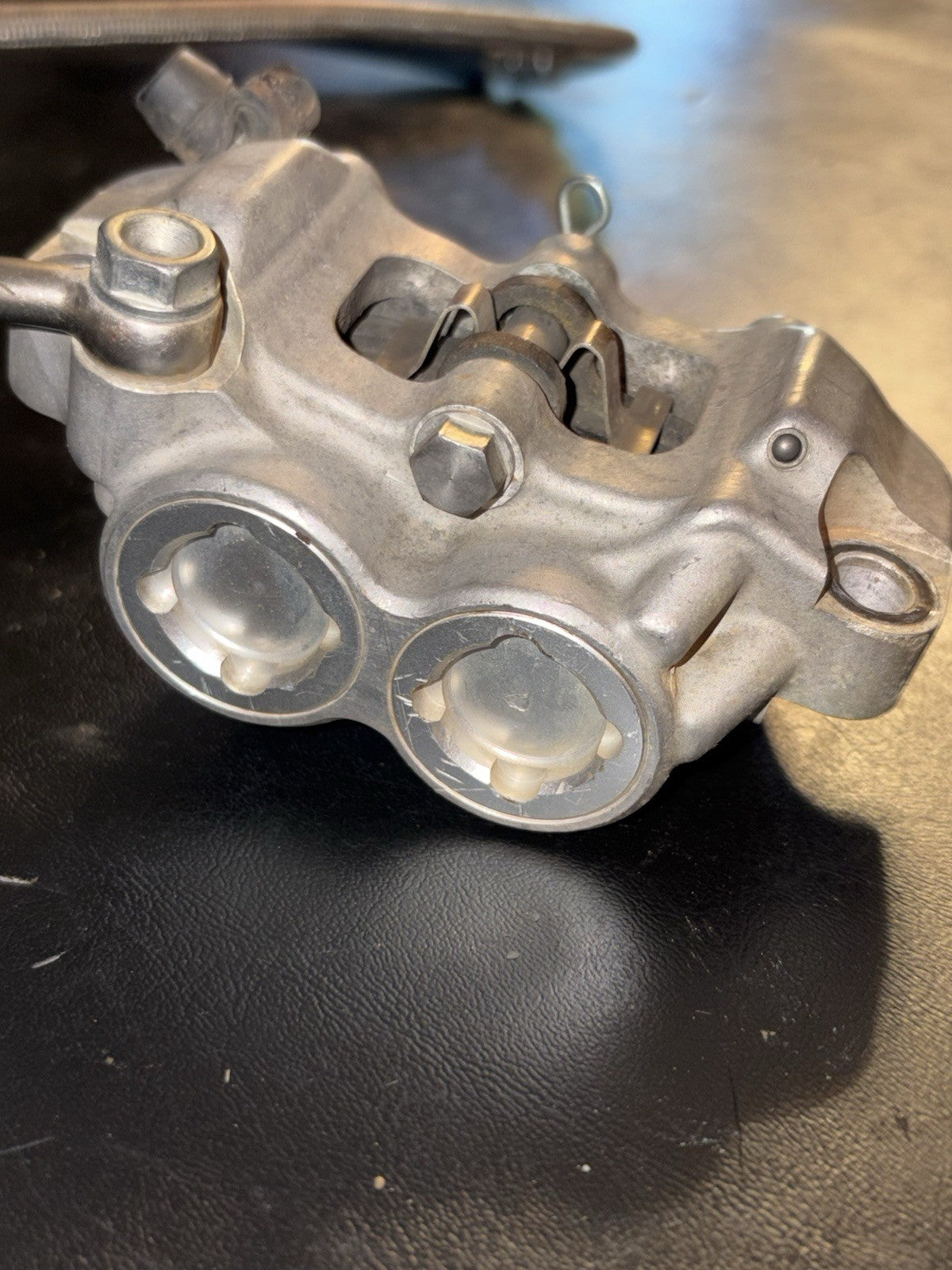 2015 KTM Sx85 85 Sx Complete Front Brake Assembly Caliper Master Cylinder