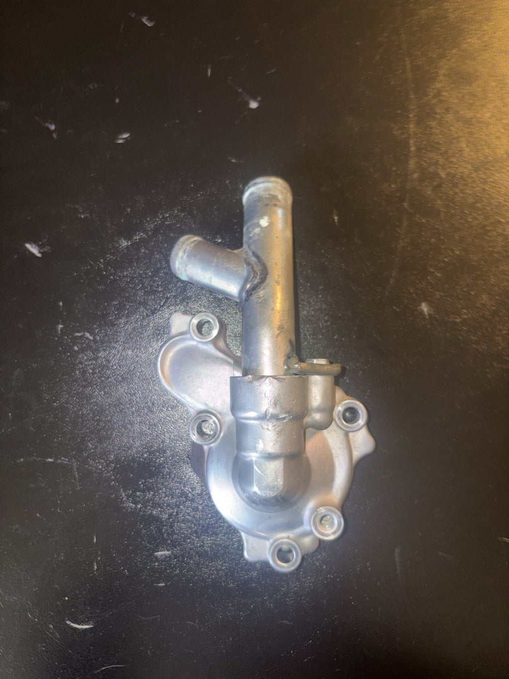 2010-2013 2012 YAMAHA YZ450F YZ 450F OEM WATER PUMP HOUSING COVER OUTER