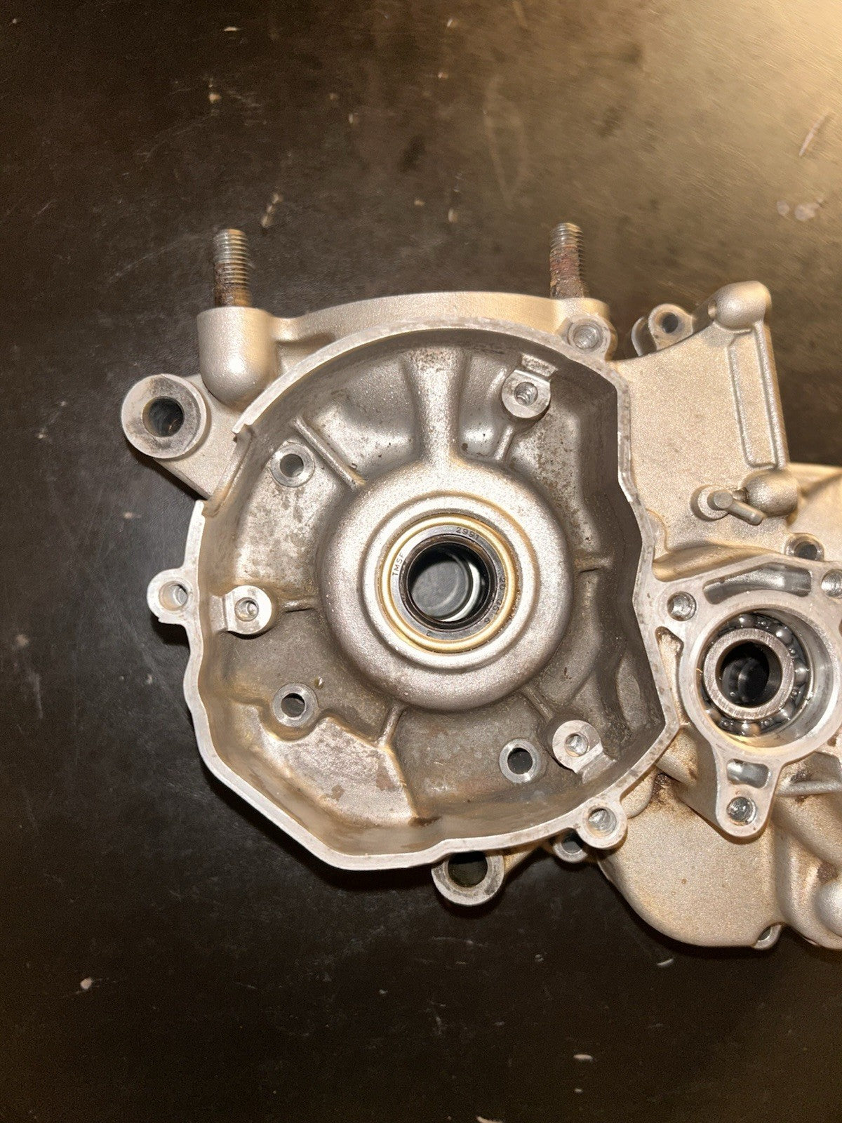 2013 - 2017 KTM Sx85 85 SX Oem Left Right Engine Crankcase Cases Block Bottom