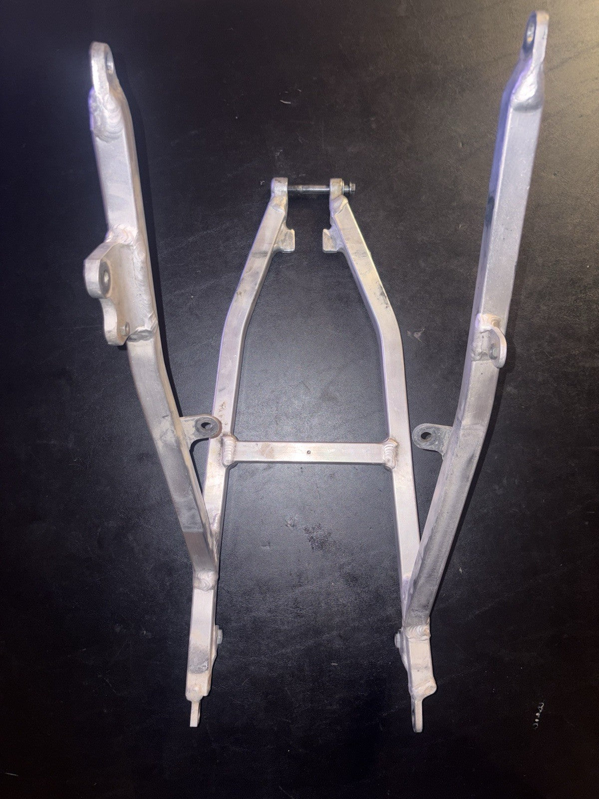 2004 HONDA CRF450R OEM REAR BACK SUB FRAME SUBFRAME 50200-MEN-670
