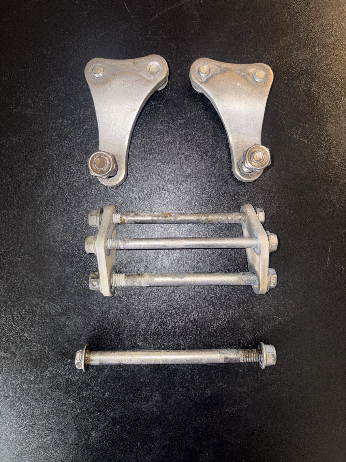 2009 Kawasaki KX450F OEM Engine Motor Mounts Brackets Upper Lower Hangers