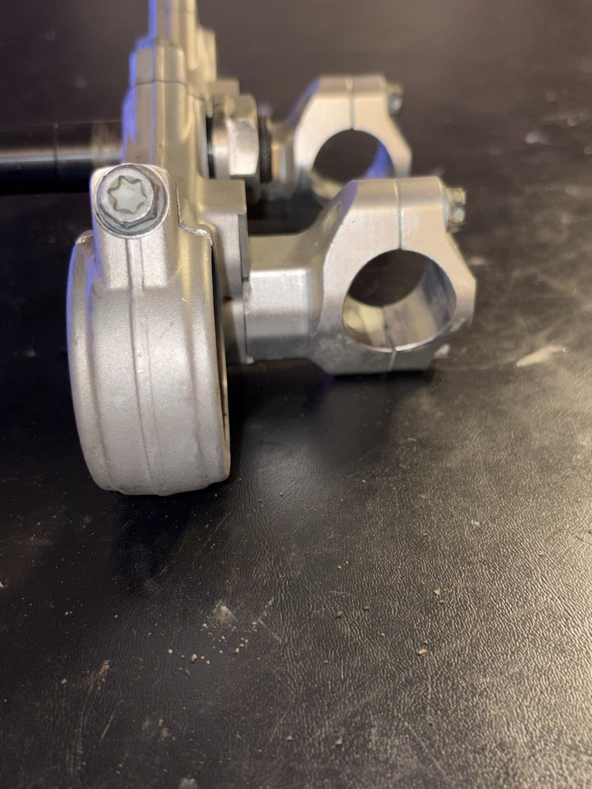 2015 KTM SX 85 85sx OEM Triple Tree clamp Steering Stem Front Forks Suspension