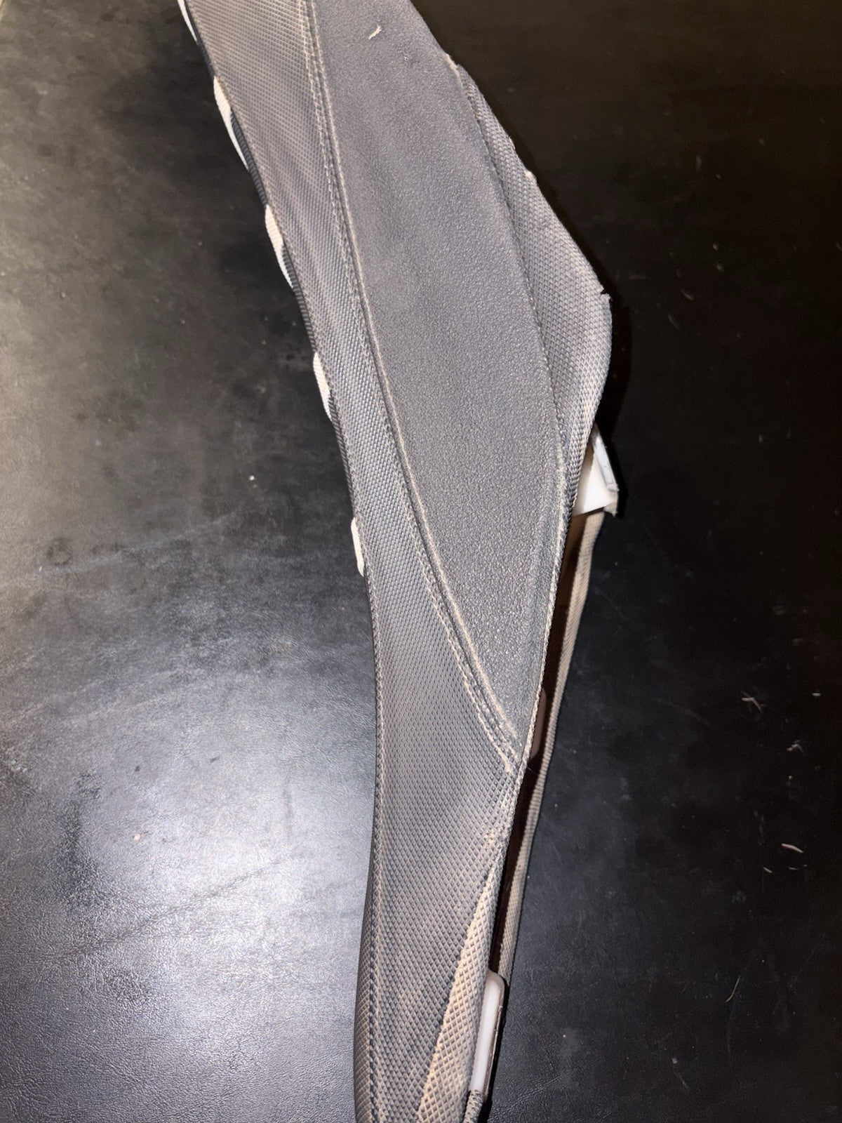 2005 HONDA CRF250R 04 - 05 OEM SEAT SADDLE COVER PAN 77100-KRN-730 CRF 250 R