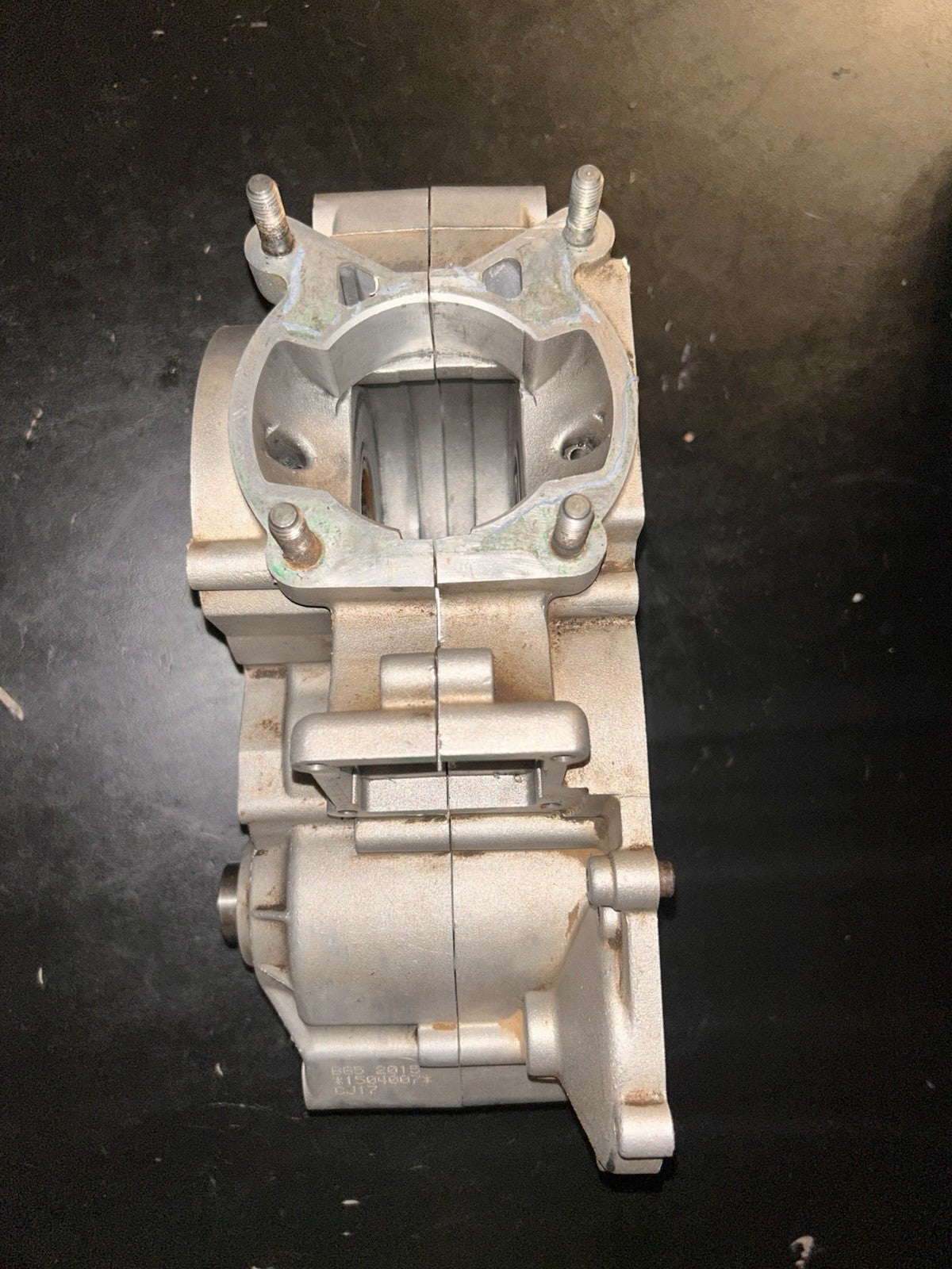 2013 - 2017 KTM Sx85 85 SX Oem Left Right Engine Crankcase Cases Block Bottom