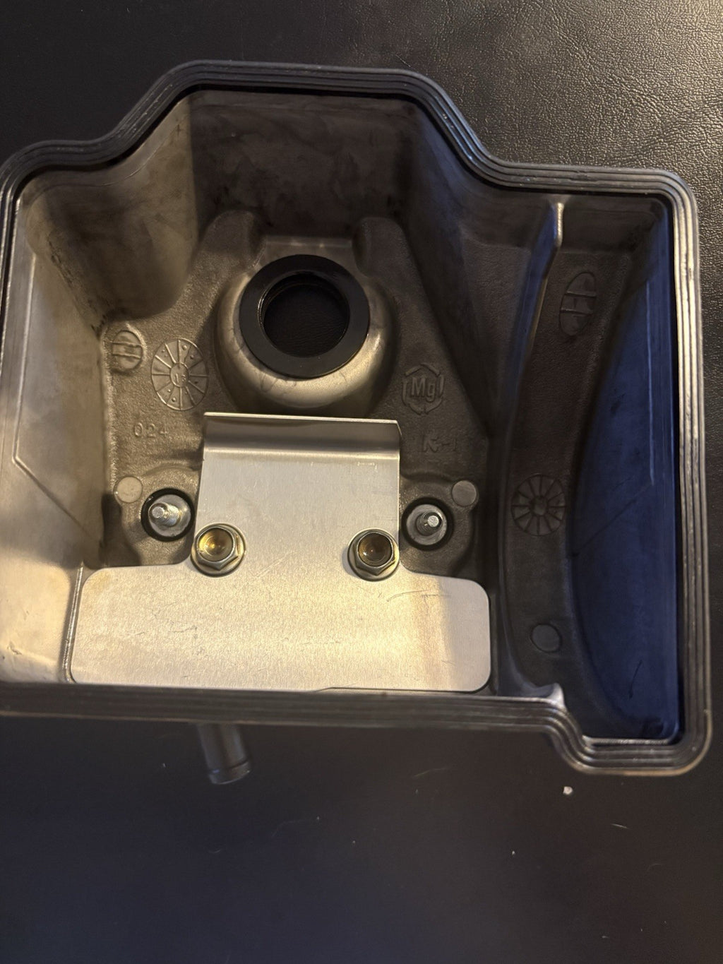 2014-2017 CRF250R CRF250 OEM Cylinder Head Valve Cover Engine Cap 12310-KRN-A80