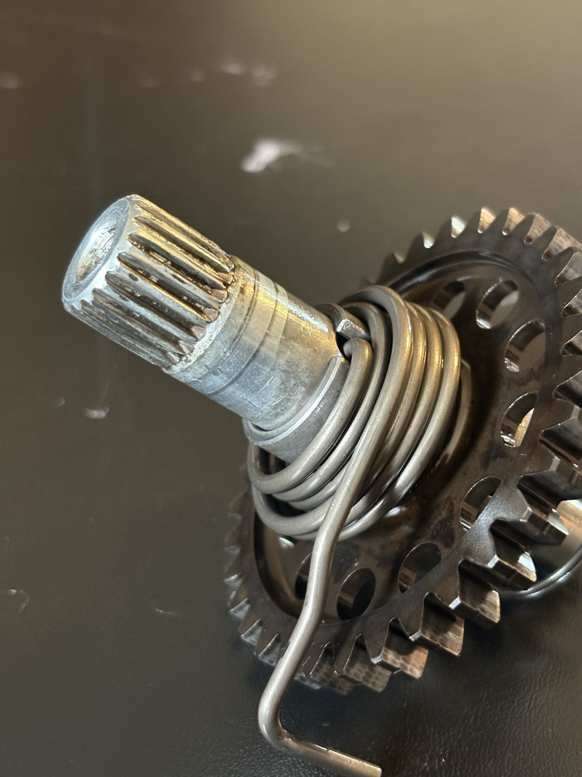 2004-2008 08 CRF450R CRF450 Kick Start Starter Mechanism Spindle Shaft Gear Axle