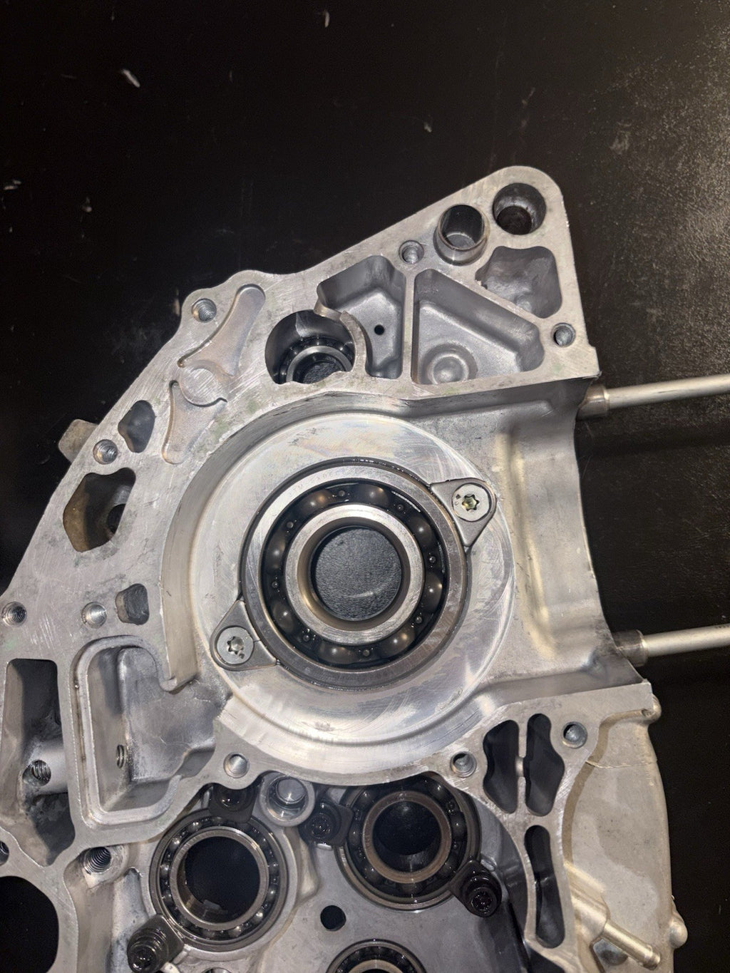 2006 Honda Crf250r OEM Engine Motor Crankcase Cases Block Bottom End Left Right