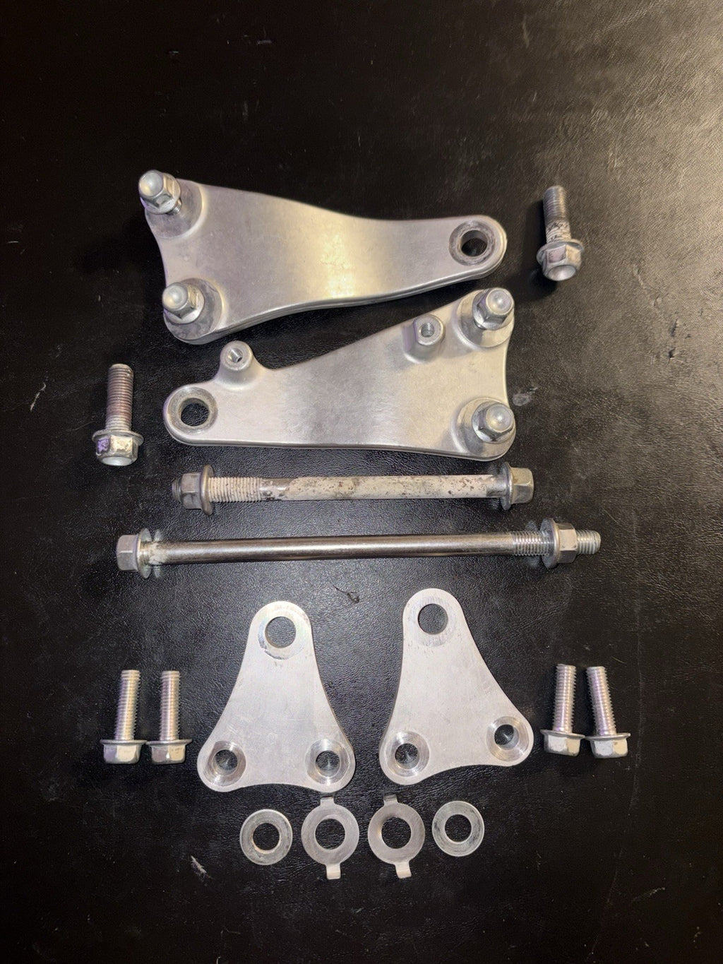 2011 10-13 YAMAHA YZ450F OEM ENGINE MOTOR MOUNT STAY BRACKETS HEAD HANGERS