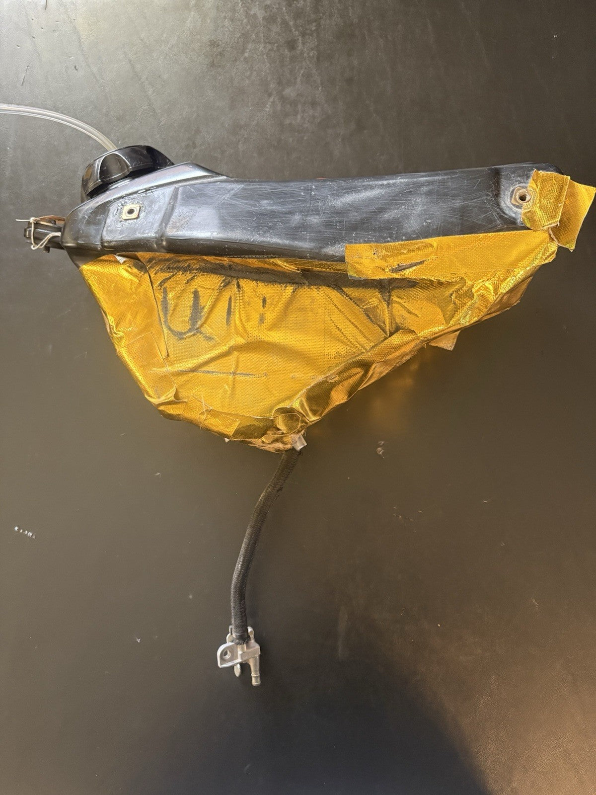 2002 2003 2004 HONDA CRF450R GAS TANK FUEL TANK Petrol Canister 17510-MEB-670
