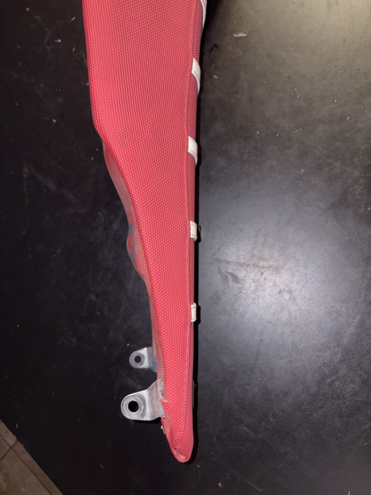 2006 - 2009 HONDA CRF250R OEM SEAT CUSHION SADDLE FOAM GRIPPY COVER ASSEMBLY