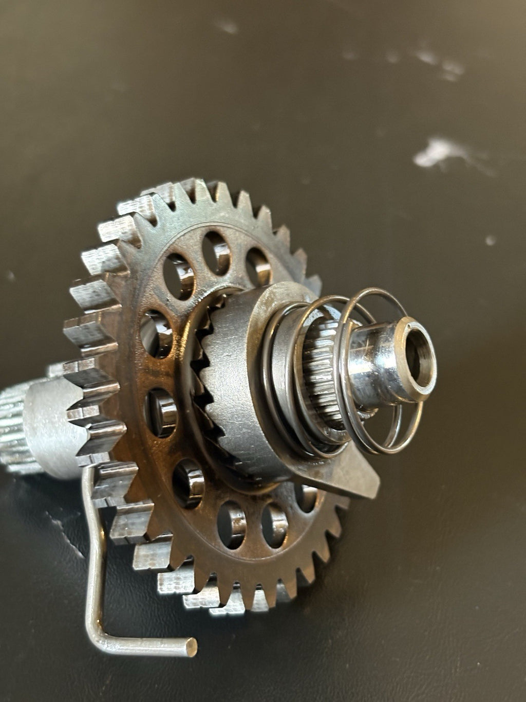 2004-2008 08 CRF450R CRF450 Kick Start Starter Mechanism Spindle Shaft Gear Axle