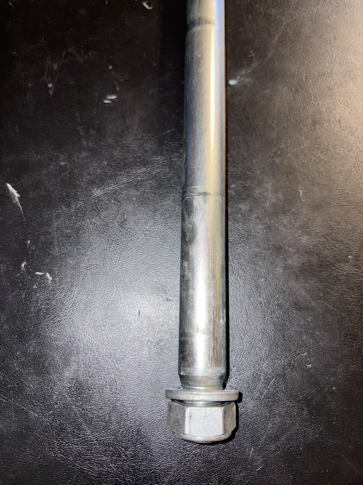 2006 - 2009 YAMAHA YZ450f YZ 450f OEM SWINGARM PIVOT BOLT NUT SHAFT AXLE