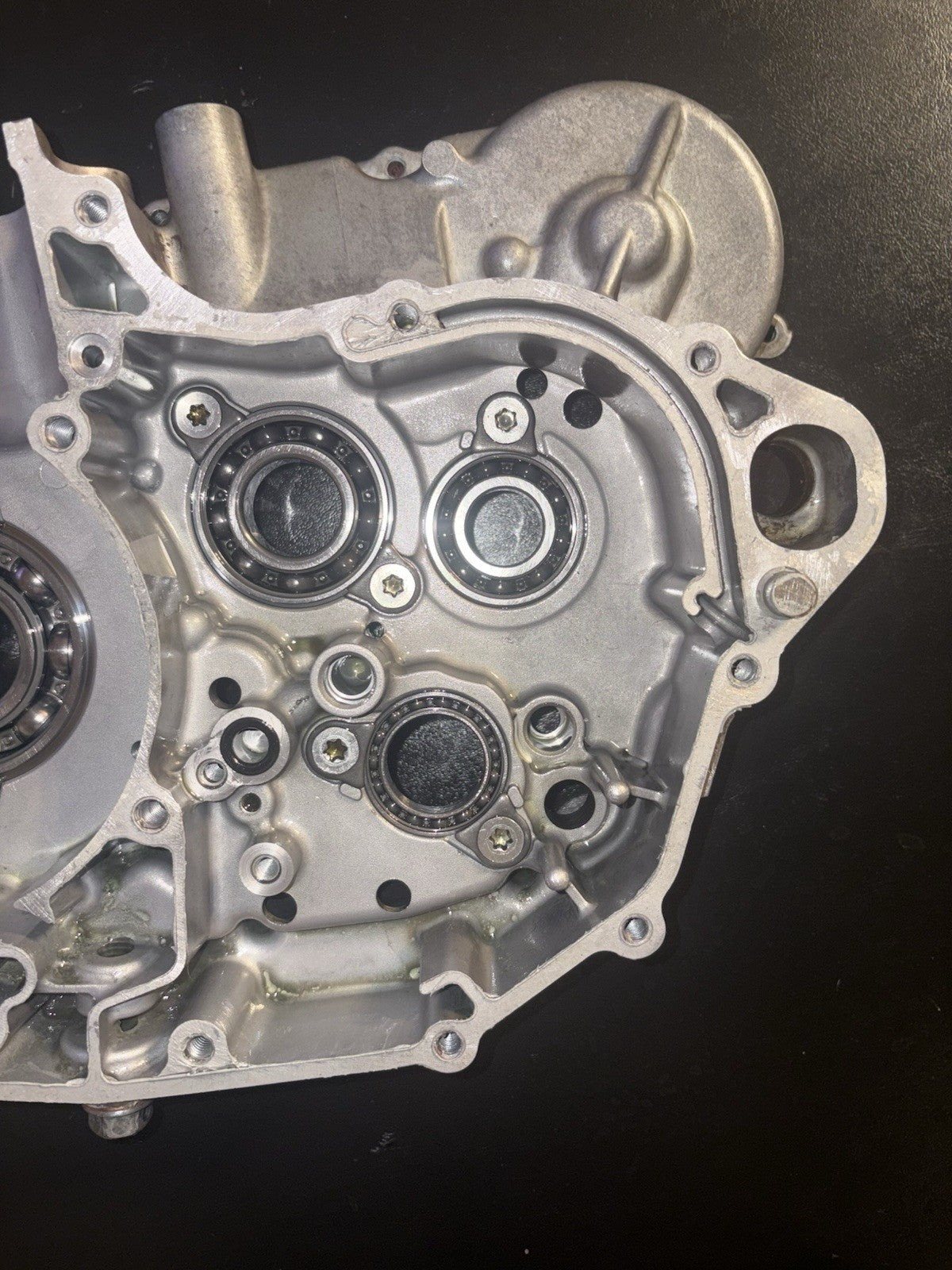 2009 Kawasaki KX450F KX450 Engine Right Crank Case Bottom End Block