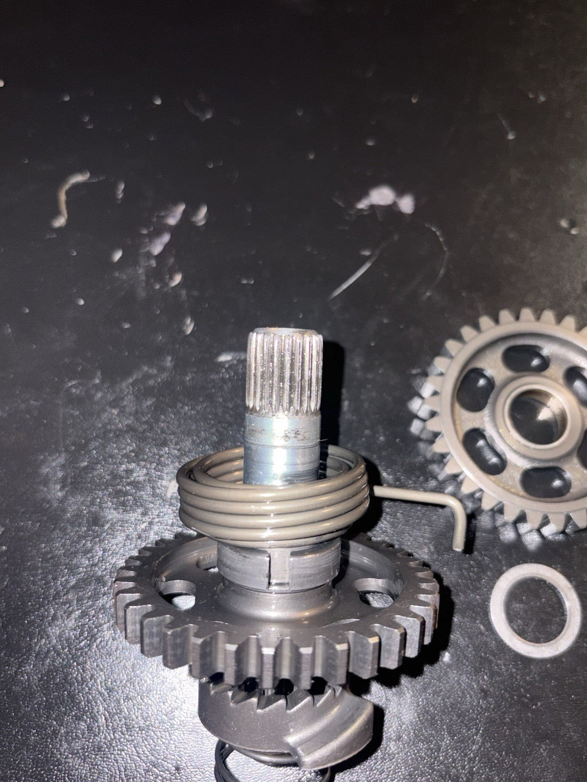 2004-2009 2008 CRF250R Kickstarter OEM Kick Starter Shaft Idle Gear Assembly