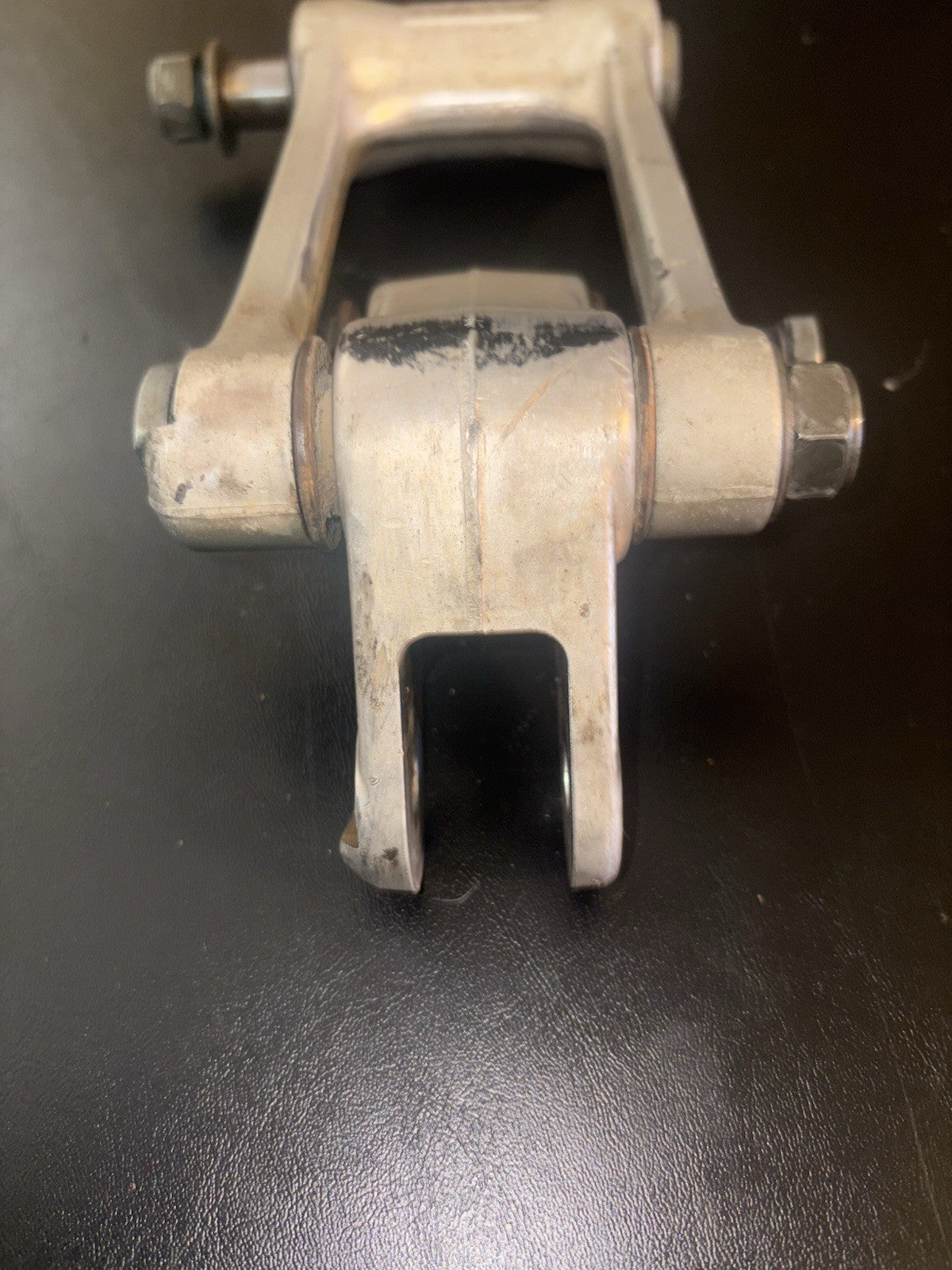 2004 YAMAHA YZ450F OEM REAR SHOCK SWINGARM LINKAGE LINKS RELAY ARM NICE!!