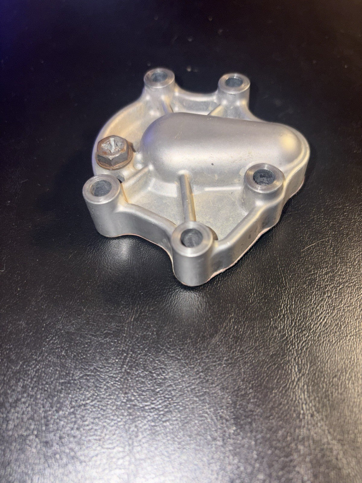 2003 02-07 HONDA CR250R OEM ENGINE WATER PUMP COOLANT IMPELLER HOUSING COVER