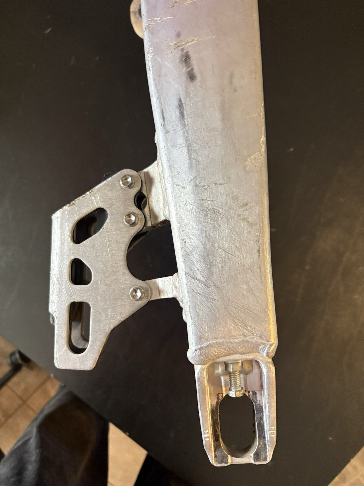 2018 Yamaha YZ450F Swingarm OEM Rear Swing Arm Suspension BR9-22110-00-00