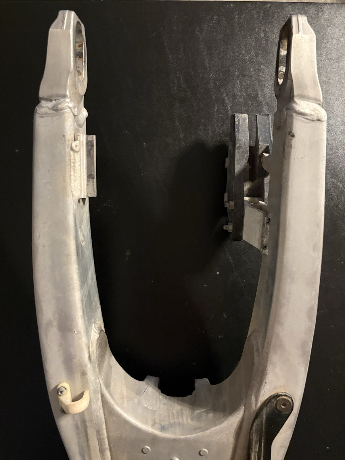 2015 Yamaha YZ250F Swingarm Suspension Rear Swing Control Arm 1SL-22110-00-00