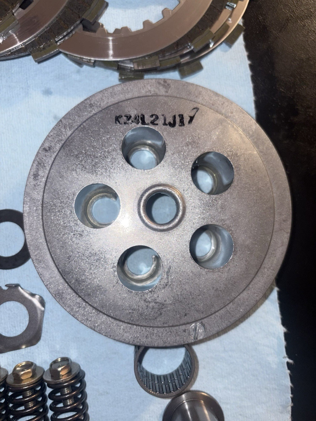 2002  - 2007 CR125R OEM Clutch Hub Inner Outer Basket Plates Bolts Assembly