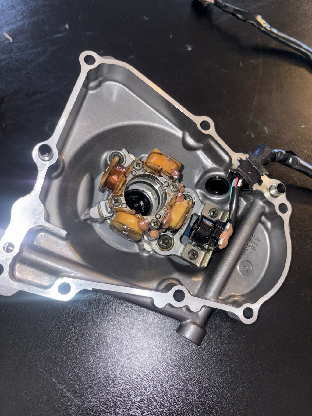 2006-2009 Yamaha YZ450F YZ 450F OEM Ignition Stator Magneto Generator Cover