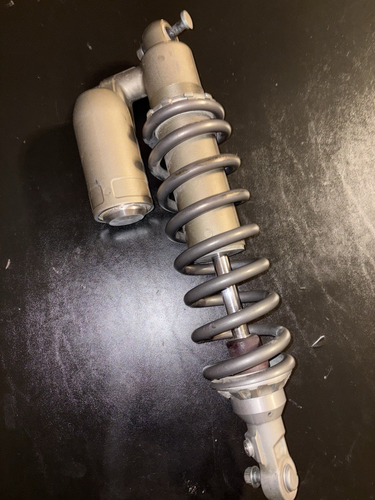 2018 Yamaha YZ450F OEM KYB Rear Shock Assembly Spring Absorber Suspension Bumper