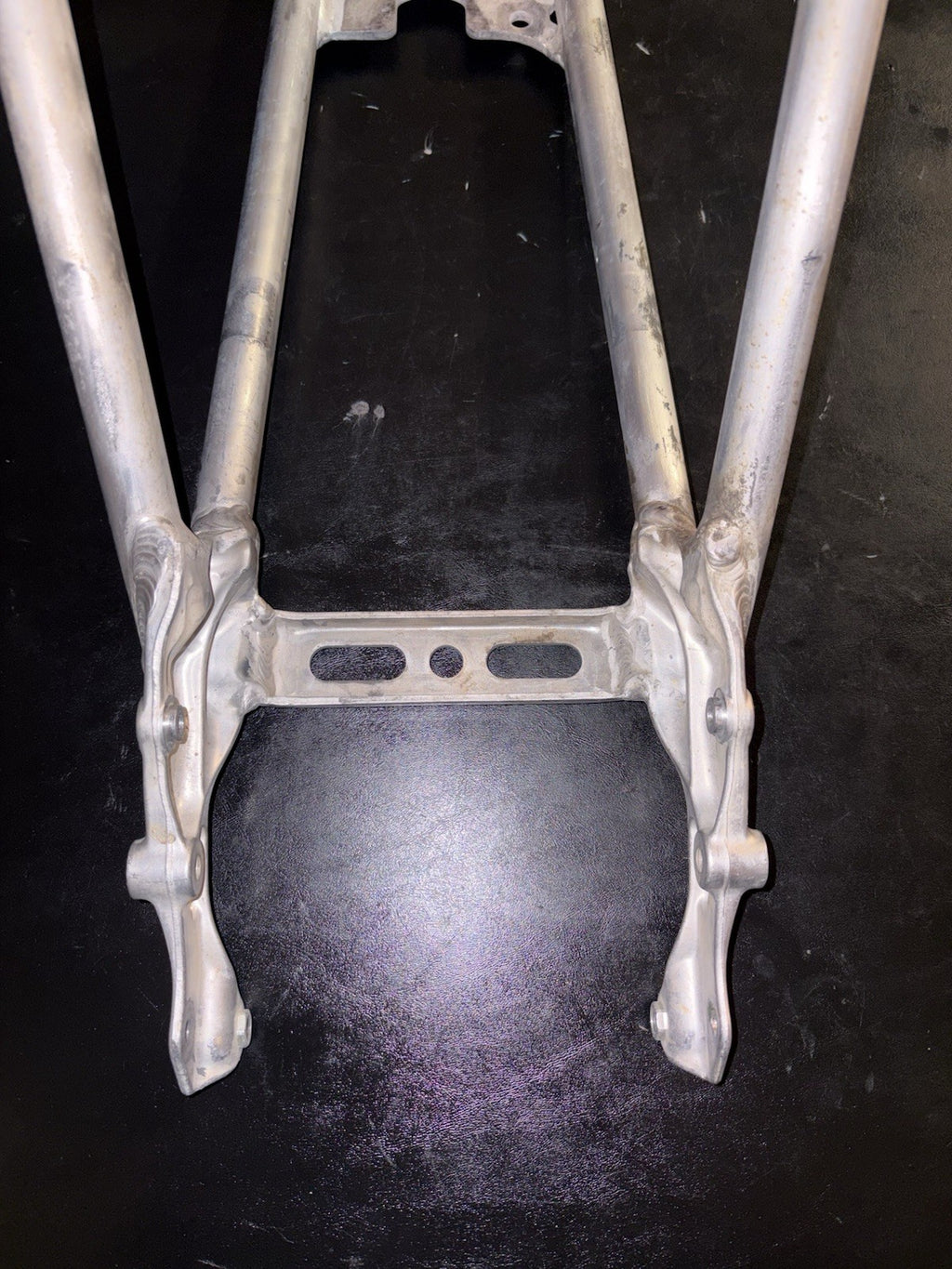 2008 08 HONDA CRF250R CRF 250 OEM REAR BACK SUBFRAME SUB FRAME BRACKET MOUNT