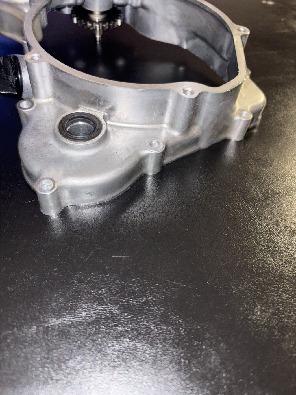 2002 Honda Cr125r Inner Intermediate Clutch Right Case Cover Water Pump Housing