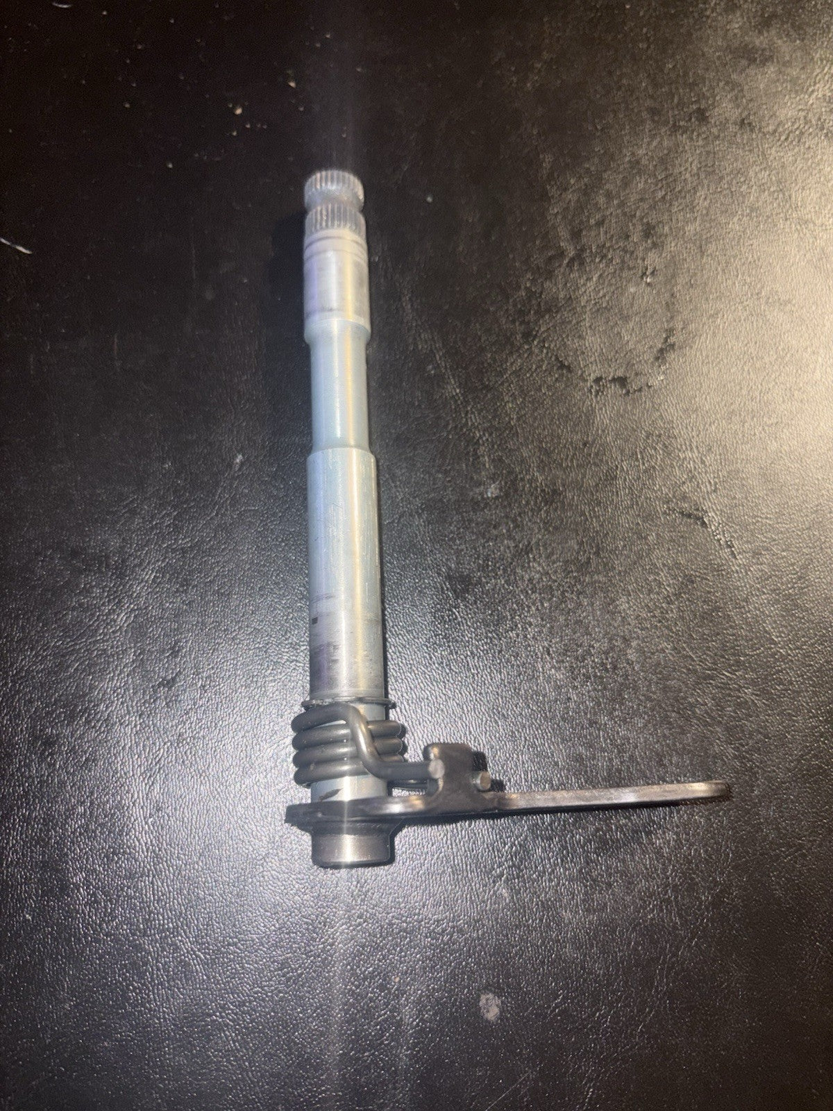 2002-2007 2003 Honda Cr250r OEM Shifter Shift Shaft Spindle Spring 24610-KZ3-L20