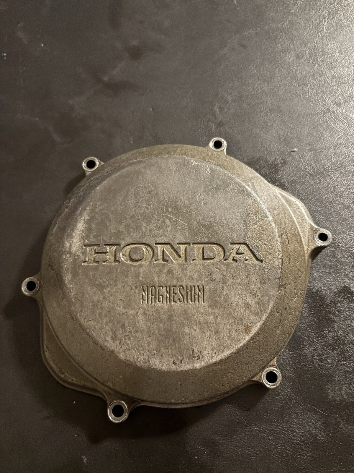2004 02-08 HONDA CRF450R OEM RIGHT SIDE CASE OUTER CLUTCH COVER 11351-MEB-670
