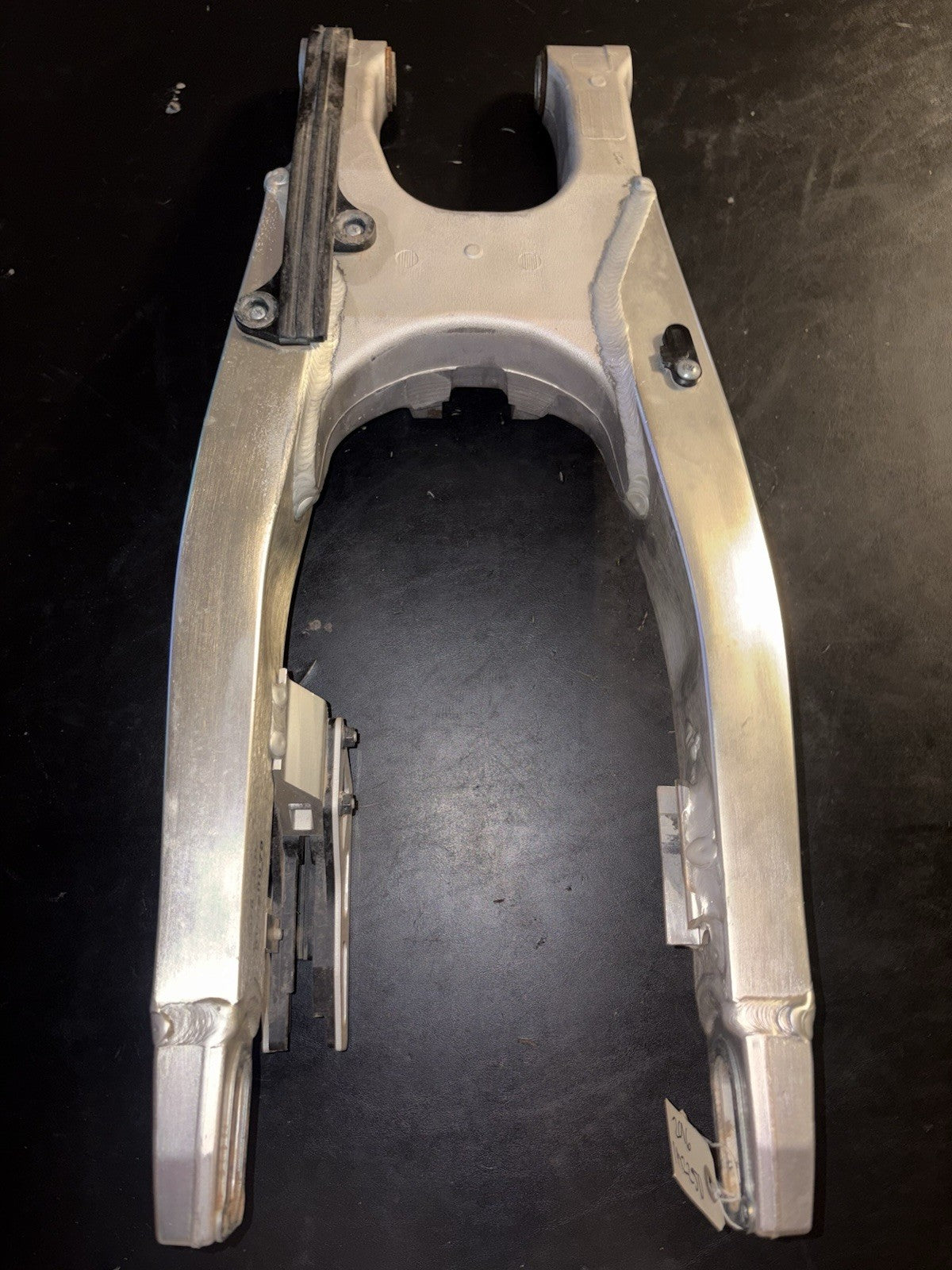 2016 - 2018 Suzuki RMZ250 OEM Swingarm Swing Arm Suspension 61000-49H20