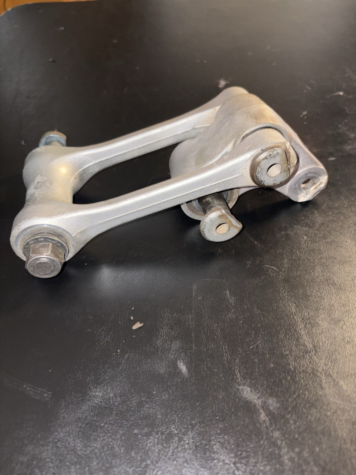 2015 Yamaha YZ250F OEM Rear Shock Suspension Linkage Links Relay Arm Piviot Bone
