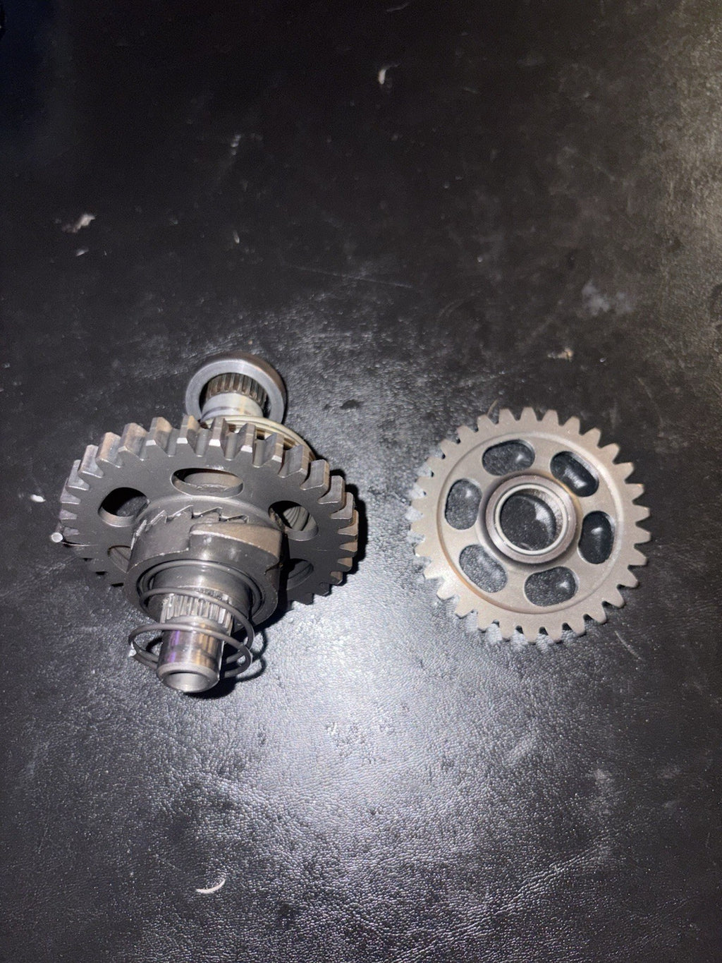 2004-2009 2008 CRF250R Kickstarter OEM Kick Starter Shaft Idle Gear Assembly