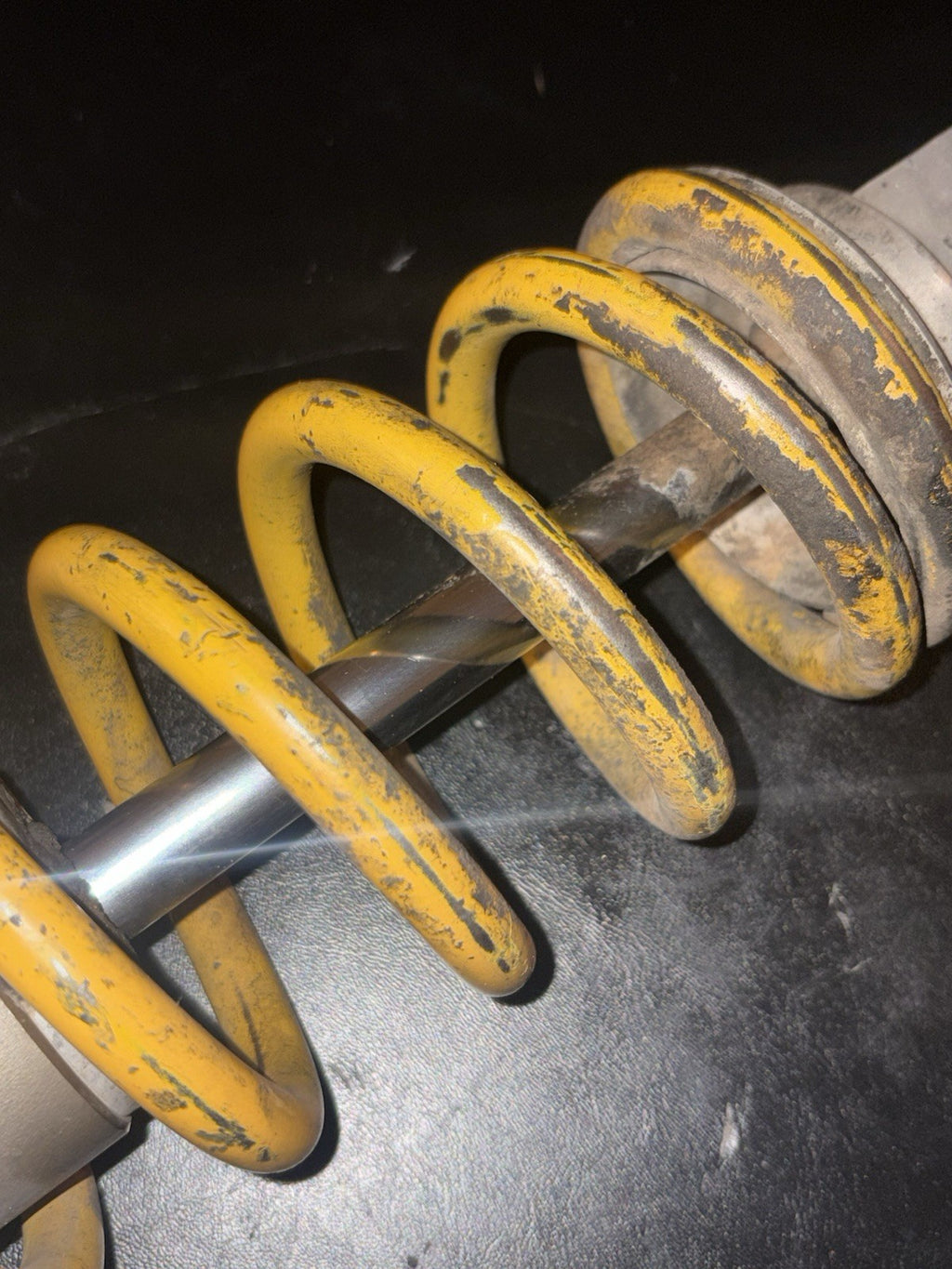 2000 2001 CR250R Cr 250 OEM Showa Rear Shock Suspension Spring Coil Dampener