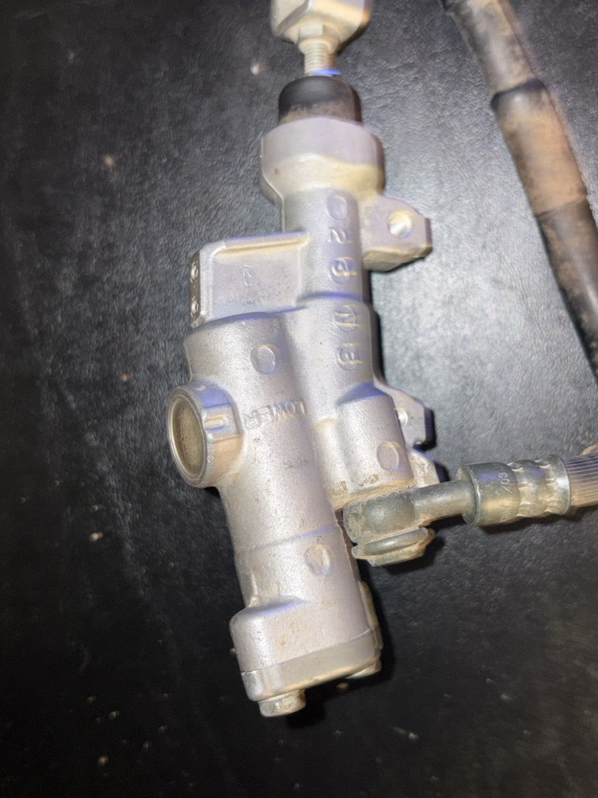 2004 YAMAHA YZ450F OEM NISSIN REAR BACK BRAKE CALIPER MASTER CYLINDER NICE!