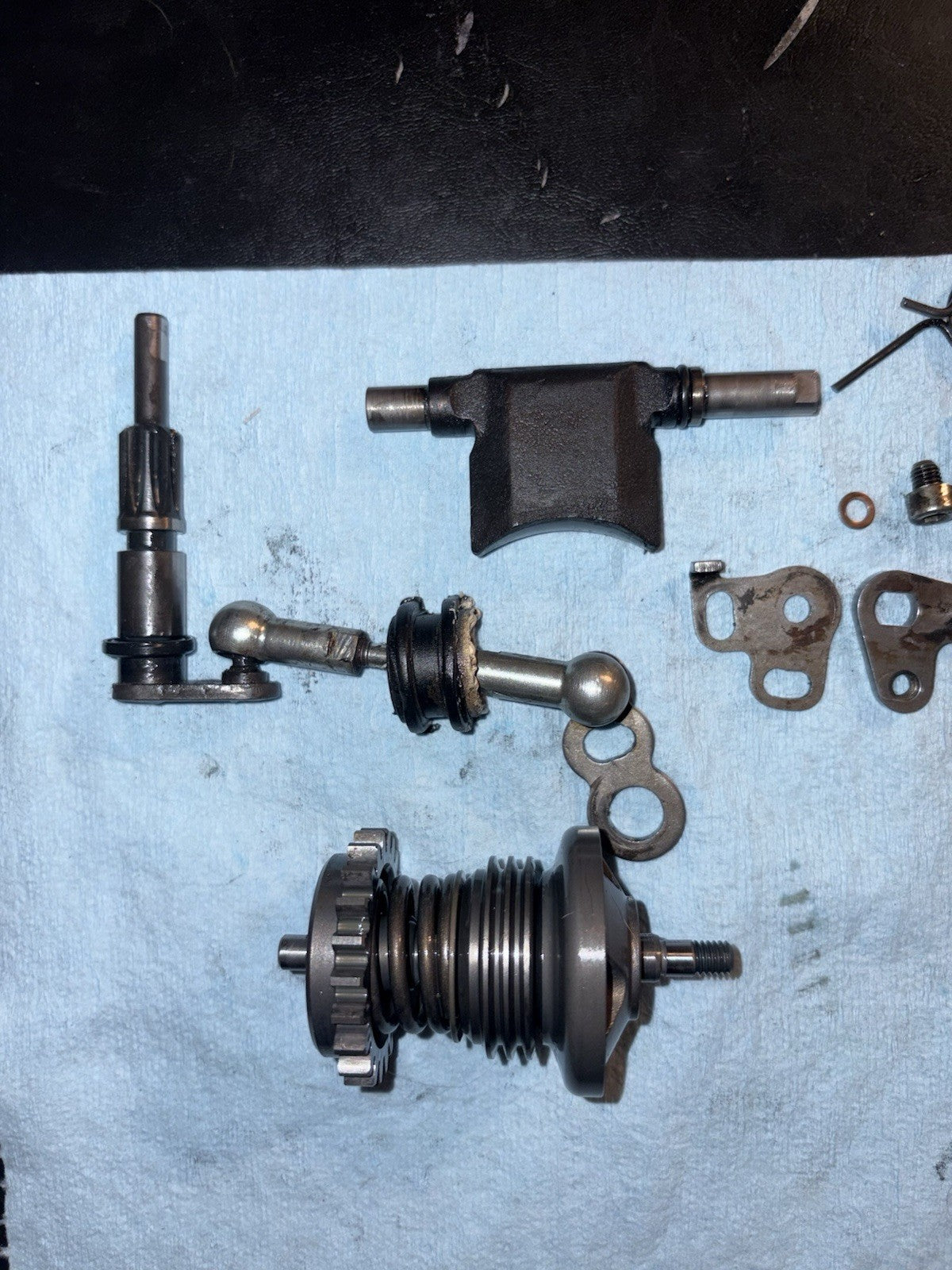 2013 - 2017 KTM Sx85 85 Sx OEM Power Valve Governor Shaft Linkage Arm Asssembly