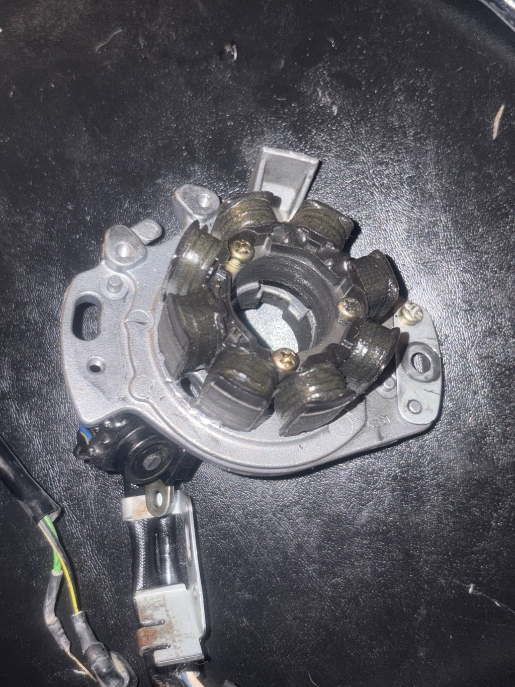 00-01 Honda CR250R OEM STATOR GENERATOR IGNITOR ALTERNATOR MAGNETO SPARK ROTOR