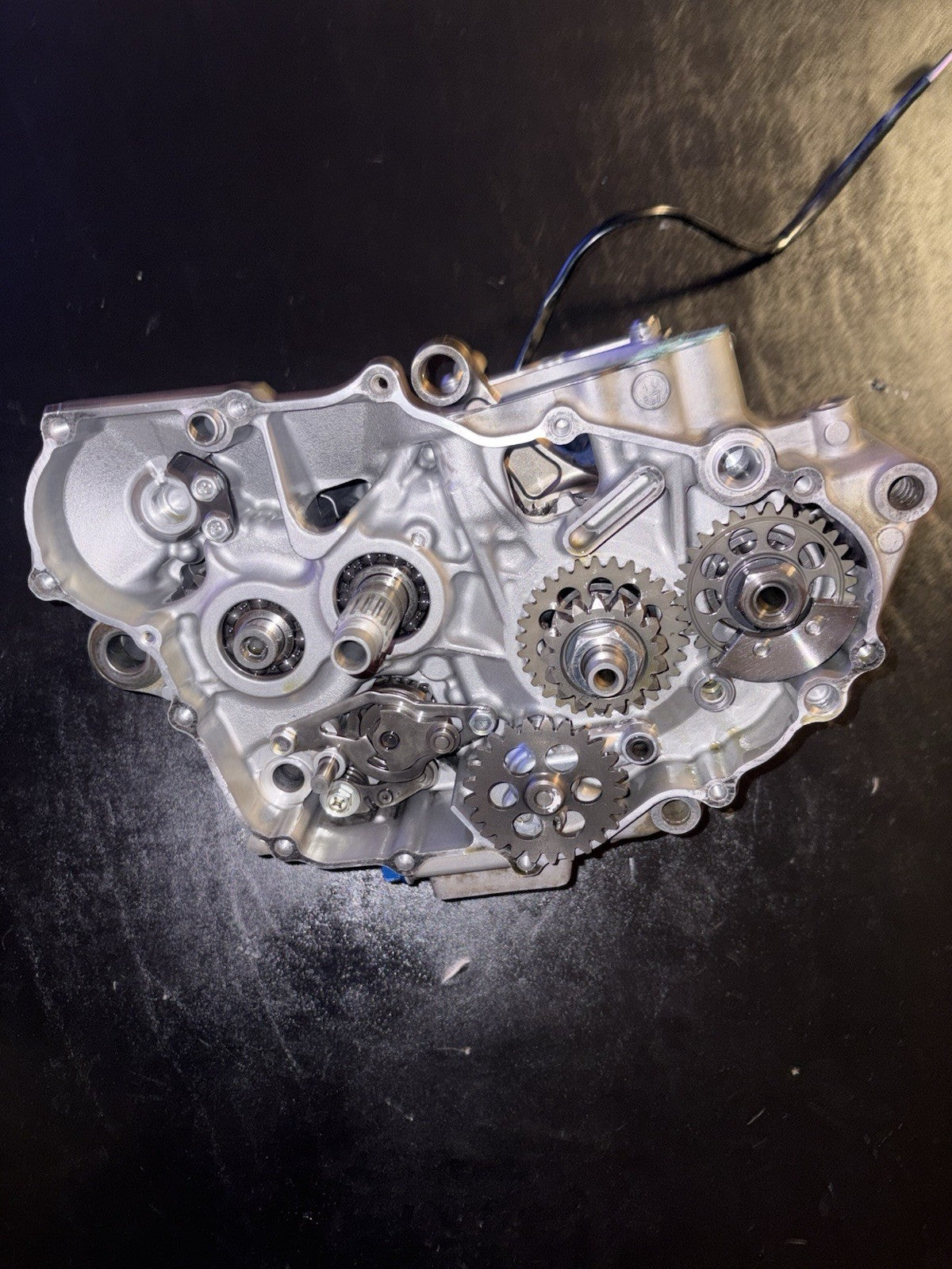 2015 Yamaha Yz250f OEM Complete Engine Bottom End Transmission Crankcase Cases
