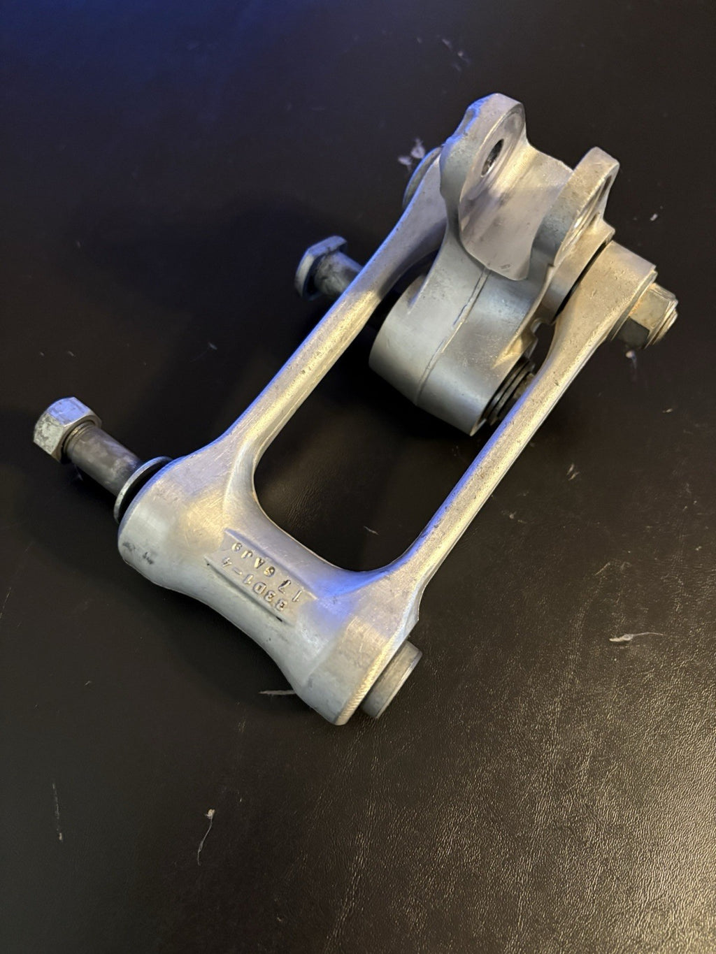 2018 YAMAHA YZ450F OEM REAR SHOCK LINKAGE PIVIOT DOG BONE COLLAR LINKS HARDWARE