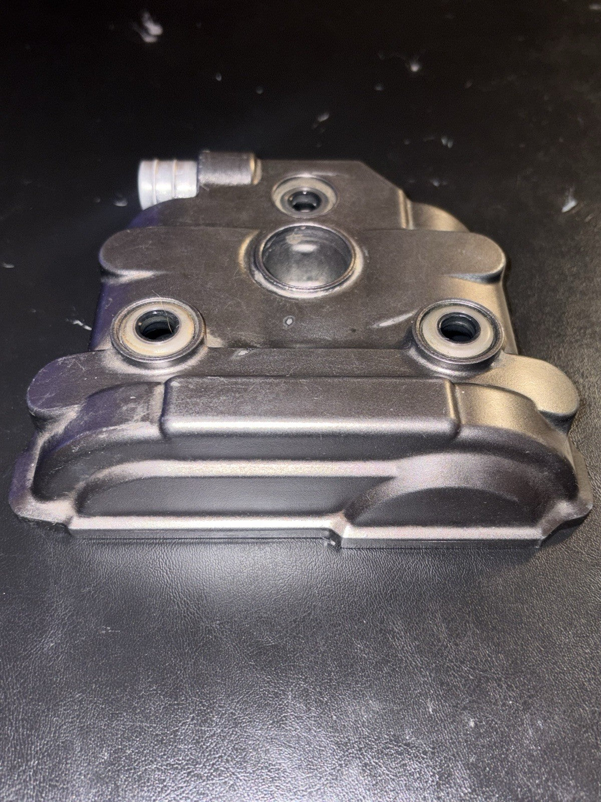 2014-2017 2016 Yamaha Yz450f OEM Cylinder Head Camshaft Valve Cover