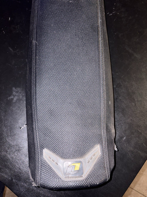 2002 2003 2004 Honda Crf450r OEM Seat Foam Cover Pan Base Sadle Assembly